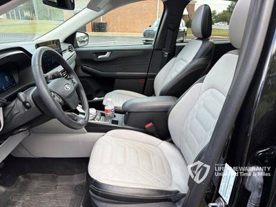 2023 Ford Escape Platinum