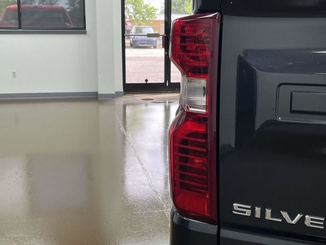 2022 Chevrolet Silverado 1500 LT LT1