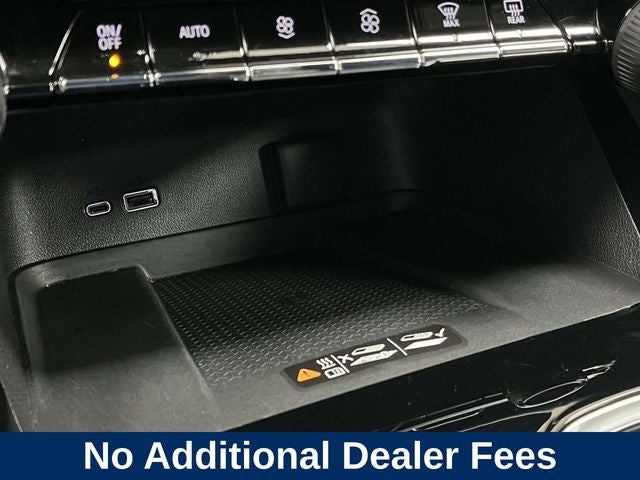 2025 Chevrolet Traverse LT 2LT