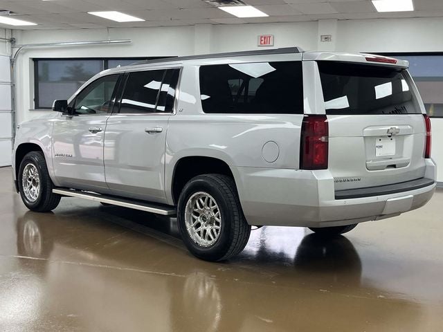 2017 Chevrolet Suburban LT