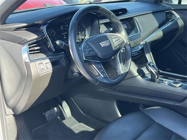 2022 Cadillac XT5 Premium Luxury