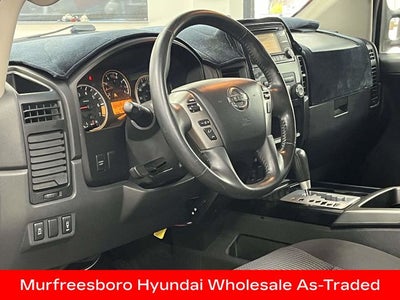2014 Nissan Titan SV
