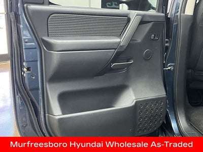 2014 Nissan Titan SV