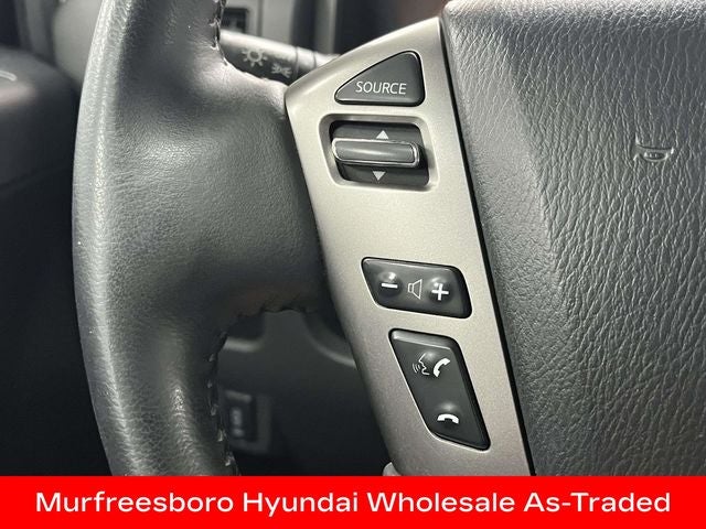 2014 Nissan Titan SV