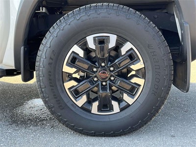 2024 Nissan Frontier PRO-4X Technology Package