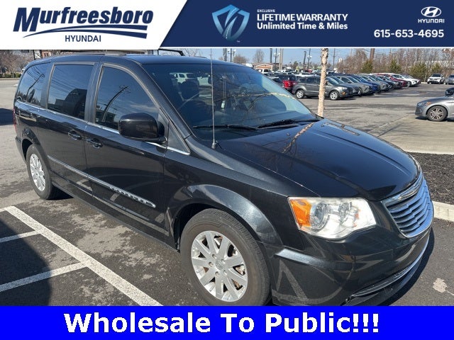 2016 Chrysler Town & Country Touring