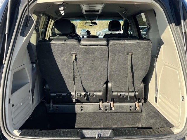 2016 Chrysler Town & Country Touring