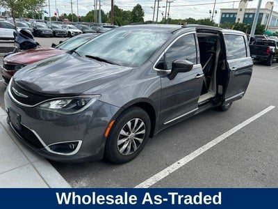 2017 Chrysler Pacifica Touring L