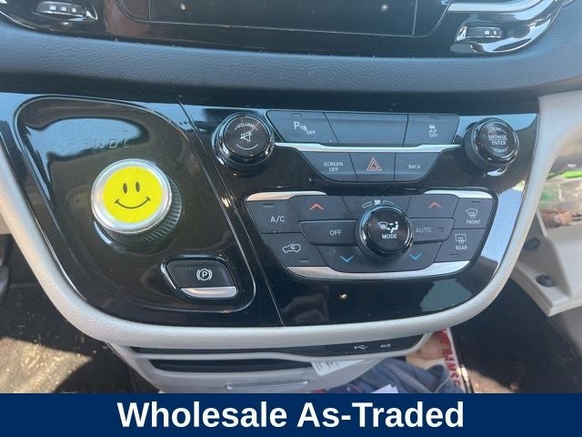 2017 Chrysler Pacifica Touring L