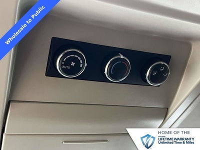 2014 Chrysler Town & Country Touring-L