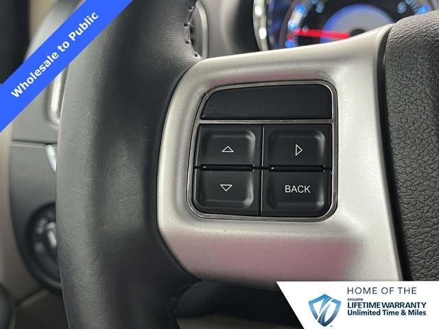 2014 Chrysler Town & Country Touring-L