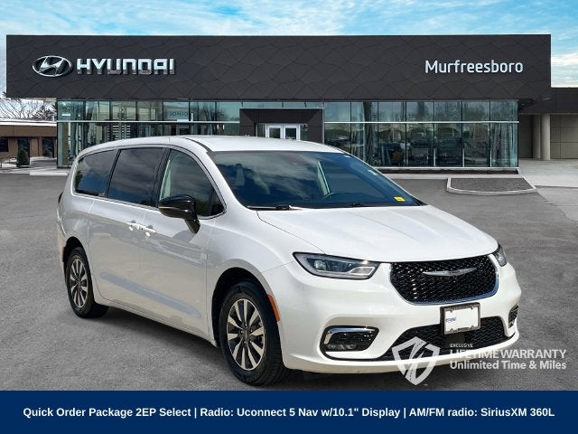 2024 Chrysler Pacifica Hybrid Select