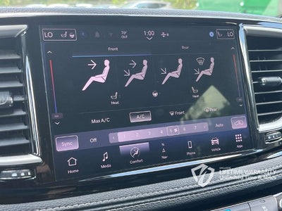 2024 Chrysler Pacifica Hybrid Select