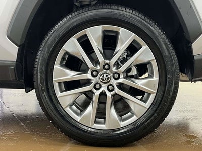2025 Toyota RAV4 XLE Premium