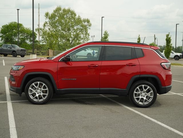 2023 Jeep Compass Latitude Lux