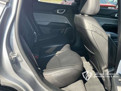 2023 Jeep Compass Latitude Lux