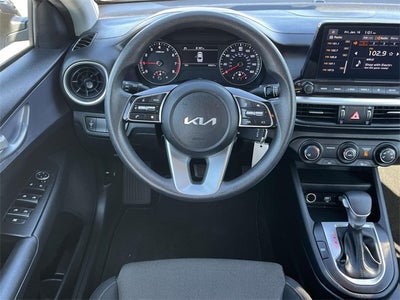 2022 Kia Forte LXS