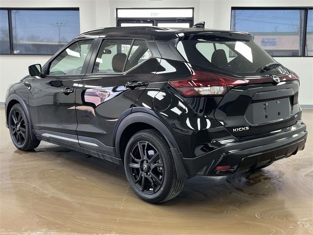 2024 Nissan Kicks SR