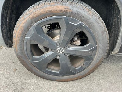 2025 Volkswagen Taos 1.5T SEL