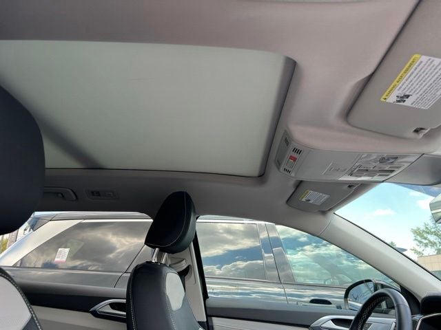 2025 Volkswagen Taos 1.5T SEL