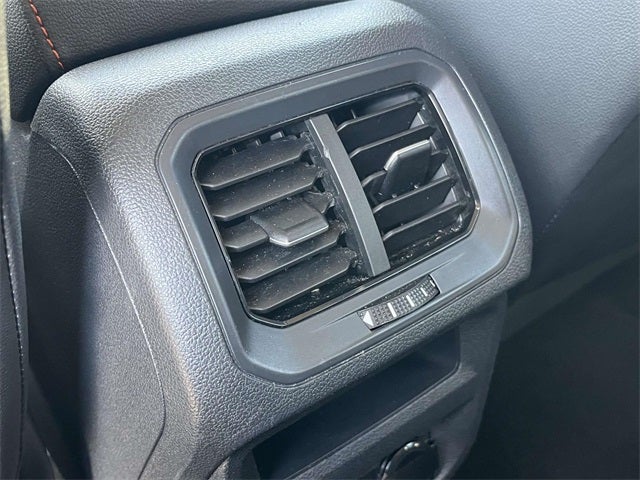 2024 Volkswagen Tiguan 2.0T Wolfsburg Edition