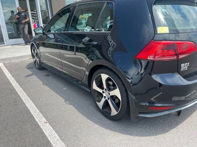 2015 Volkswagen Golf GTI 2.0T SE