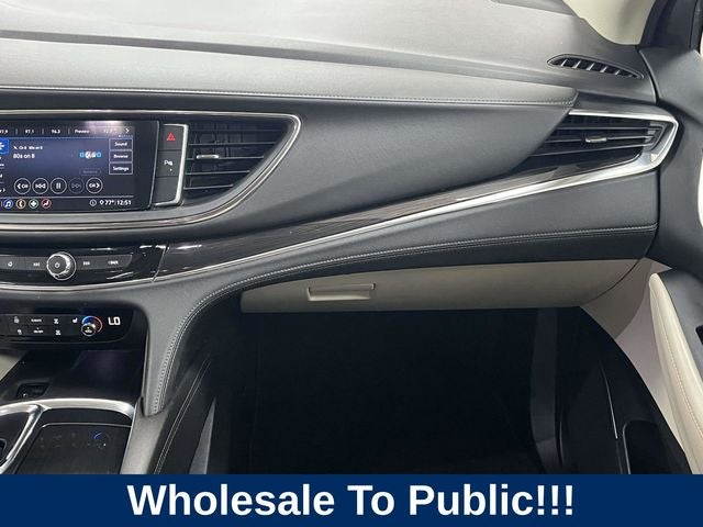 2020 Buick Enclave Essence