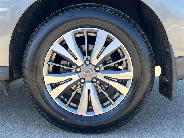 2020 Nissan Pathfinder S