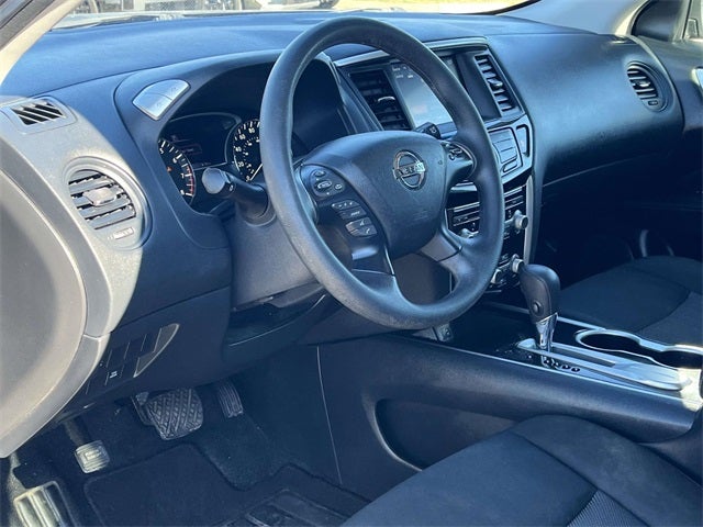 2020 Nissan Pathfinder S