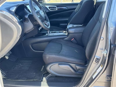 2020 Nissan Pathfinder S