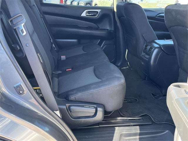 2020 Nissan Pathfinder S