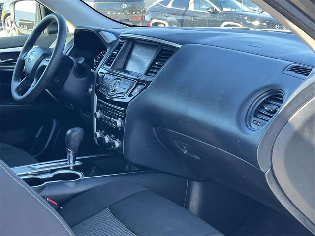 2020 Nissan Pathfinder S