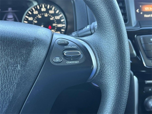 2020 Nissan Pathfinder S