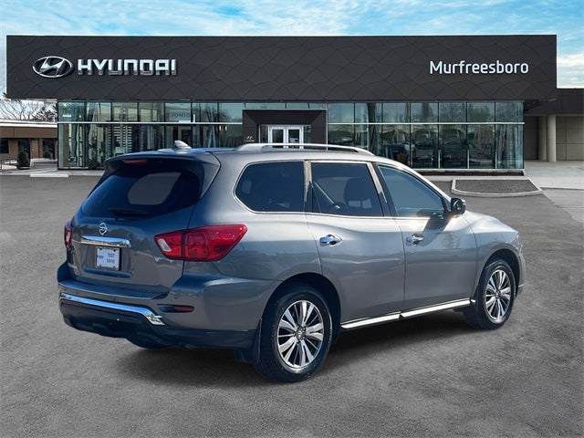 2020 Nissan Pathfinder S