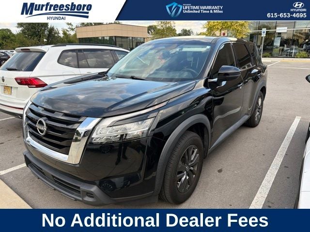 2022 Nissan Pathfinder S