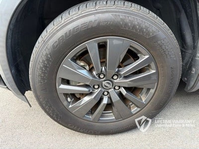 2022 Nissan Pathfinder S