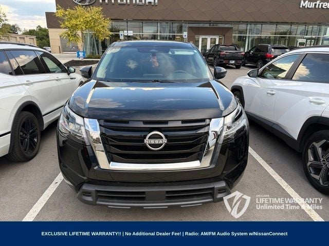 2022 Nissan Pathfinder S