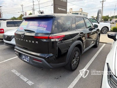 2022 Nissan Pathfinder S