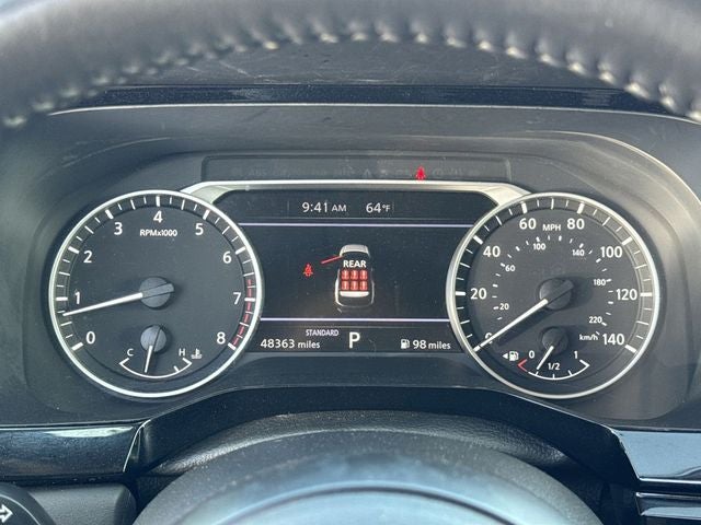 2024 Nissan Pathfinder SV