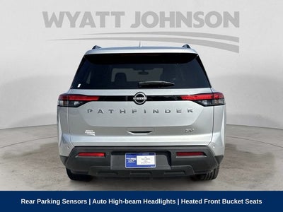 2024 Nissan Pathfinder SV