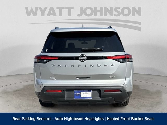 2024 Nissan Pathfinder SV