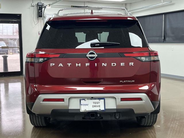 2025 Nissan Pathfinder Platinum