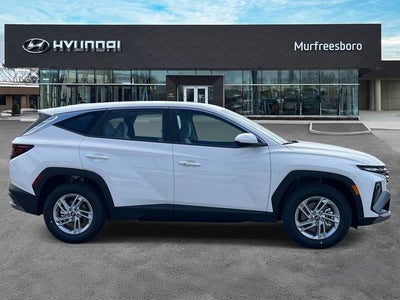 2026 Hyundai TUCSON SE