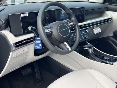 2026 Hyundai TUCSON SE