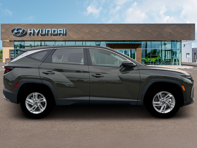 2026 Hyundai TUCSON SE FWD