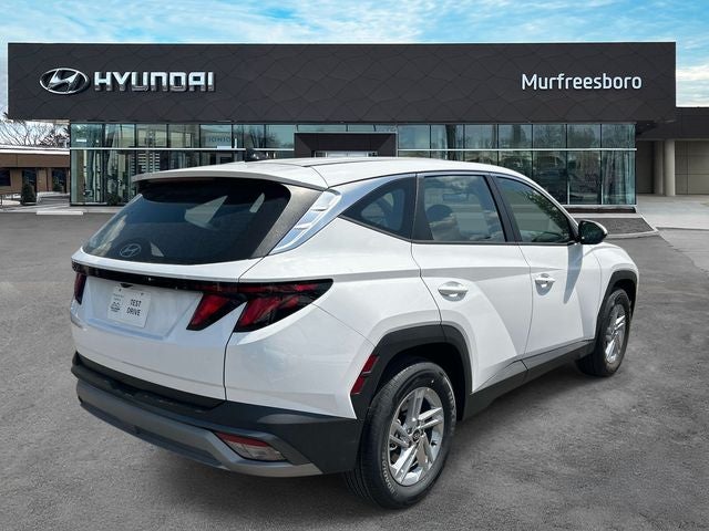 2026 Hyundai TUCSON SE FWD