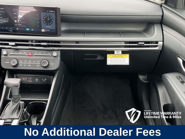 2026 Hyundai TUCSON SE FWD