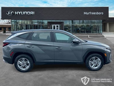 2026 Hyundai TUCSON SE FWD