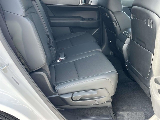 2025 Hyundai SANTA FE HYBRID SEL