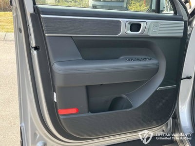 2027 Hyundai SANTA FE HYBRID Limited